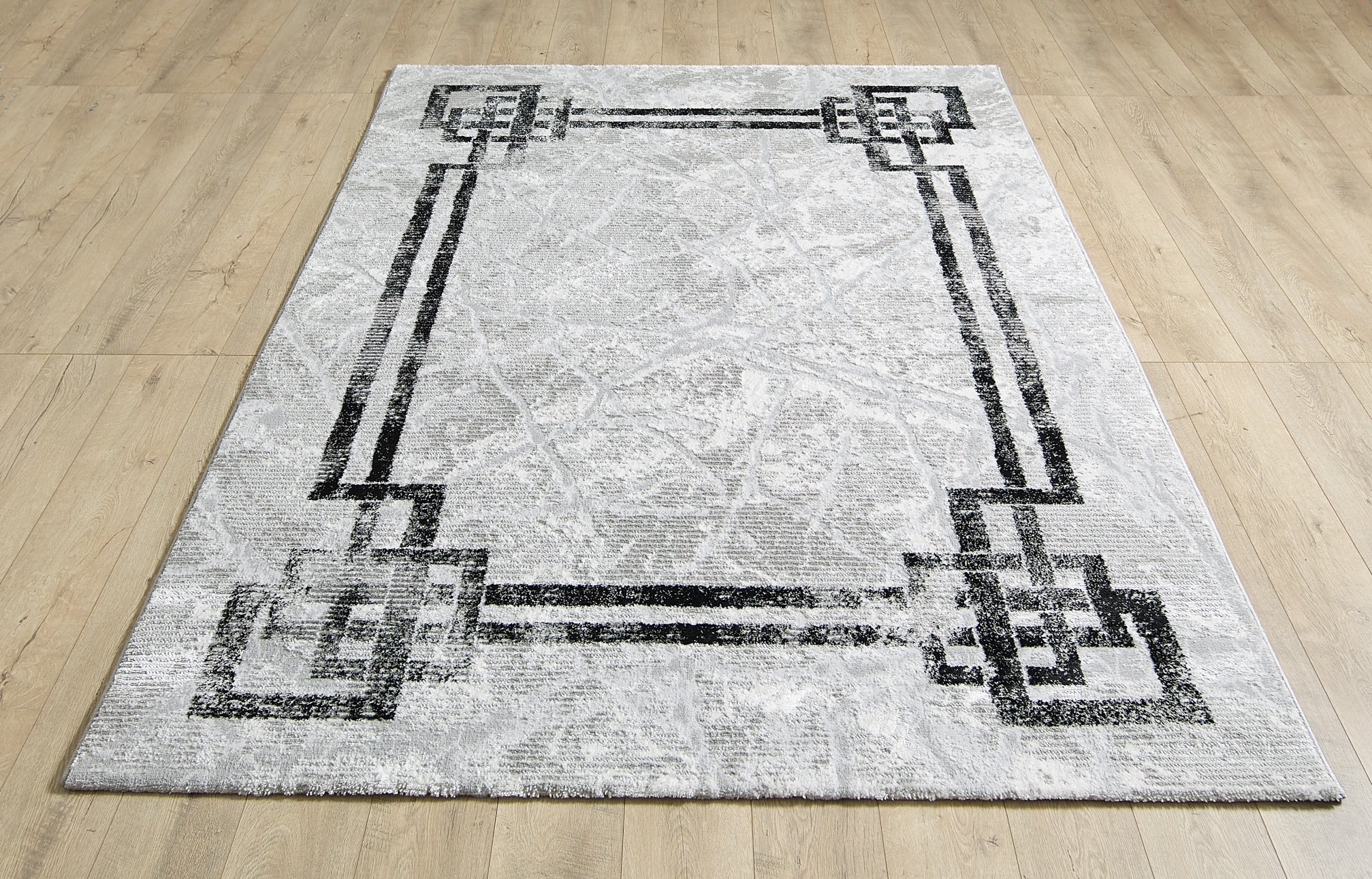 Alisa Grey Black Rug - 120cm x 170cm - Image 4